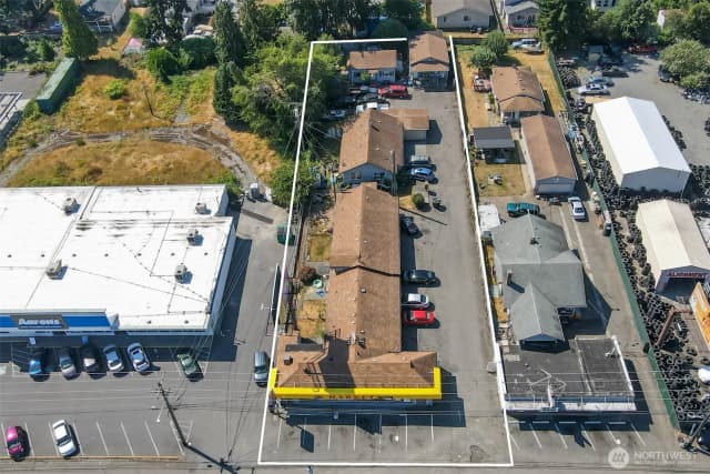 Property photo for 9618 Pacific Avenue, Tacoma photo 5