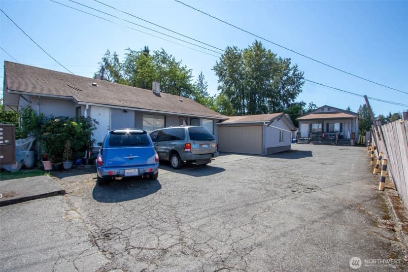 Property photo for 9618 Pacific Avenue, Tacoma photo 8