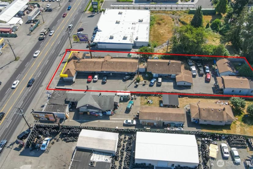 Property photo for 9618 Pacific Avenue, Tacoma photo 4