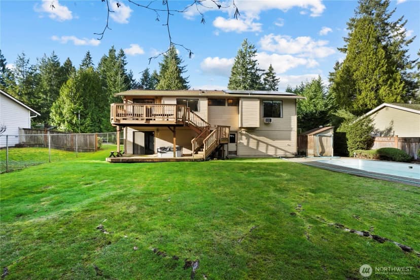 Property photo for 10914 165th Place Ne, Redmond photo 31