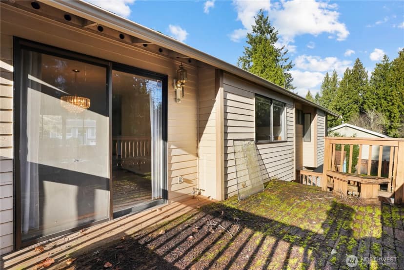 Property photo for 10914 165th Place Ne, Redmond photo 7