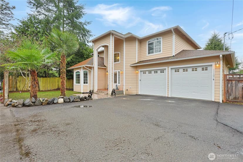 Property photo for 11107 Se 162nd Street #b, Renton