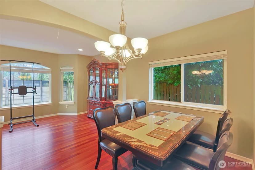 Property photo for 11107 Se 162nd Street #b, Renton photo 3