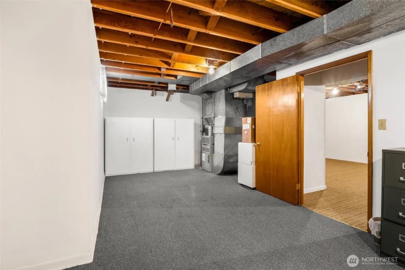 Property photo for 319 E 3rd Street, Lind photo 29
