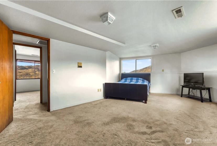 Property photo for 323 A Eastlake Road, Oroville photo 27