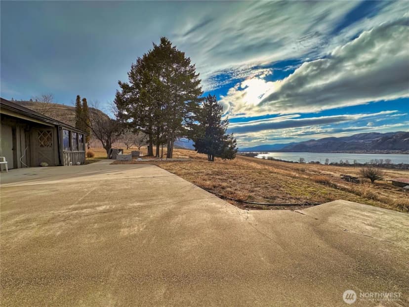 Property photo for 323 A Eastlake Road, Oroville photo 36