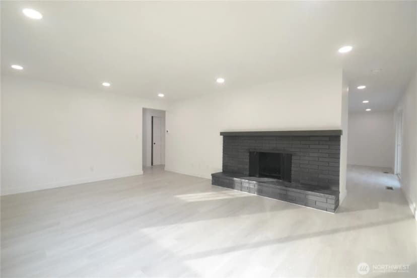 Property photo for 1410 Beech Avenue, Steilacoom photo 13