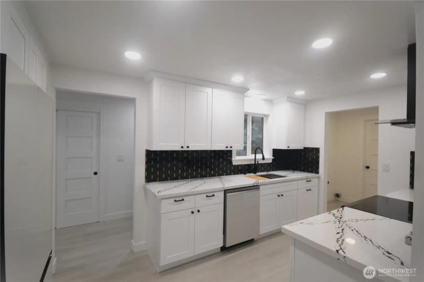 Property photo for 1410 Beech Avenue, Steilacoom photo 4