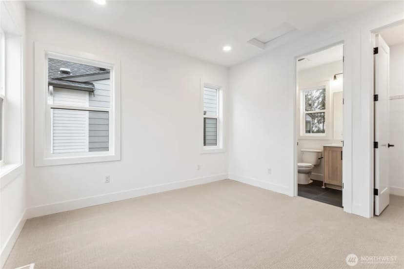 Property photo for 13806 Se 85th Street, Newcastle photo 25