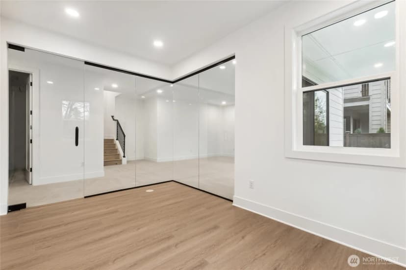 Property photo for 13806 Se 85th Street, Newcastle photo 19