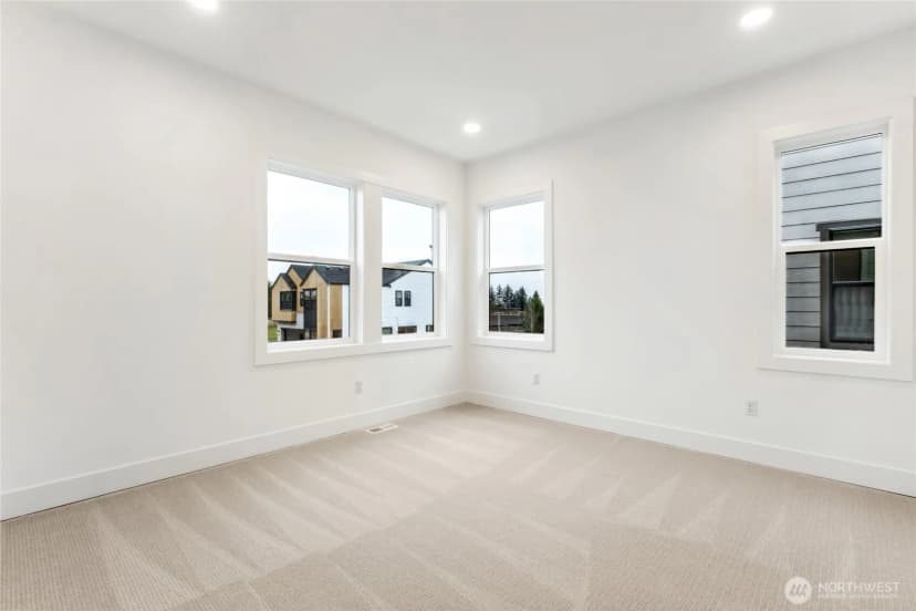 Property photo for 13806 Se 85th Street, Newcastle photo 24