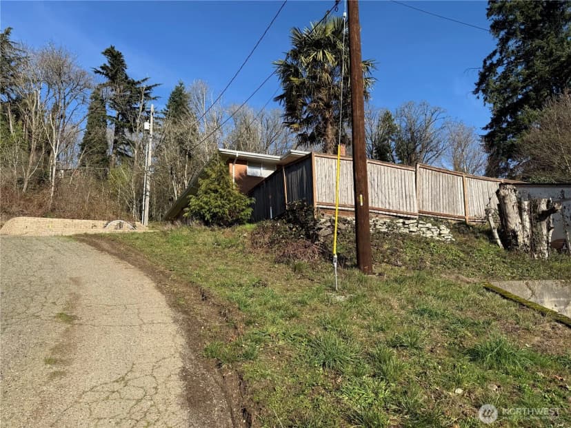 Property photo for 6800 S 133rd Street, Seattle photo 12