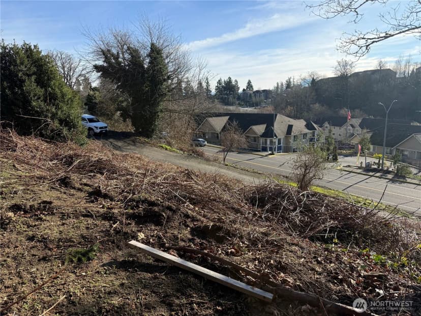 Property photo for 6800 S 133rd Street, Seattle photo 6