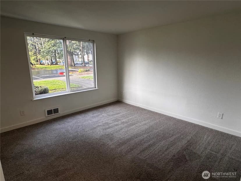 Property photo for 8637 Zircon Drive Sw #s2, Tacoma photo 18