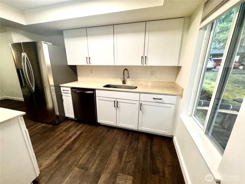 Property photo for 8637 Zircon Drive Sw #s2, Tacoma photo 6
