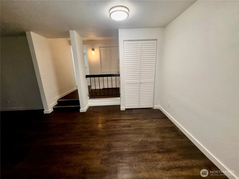 Property photo for 8637 Zircon Drive Sw #s2, Tacoma photo 3