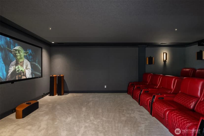 Property photo for 9234 Ne 25th Street, Clyde Hill photo 28