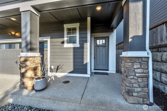 Property photo for 28902 239th Avenue Se, Maple Valley photo 3