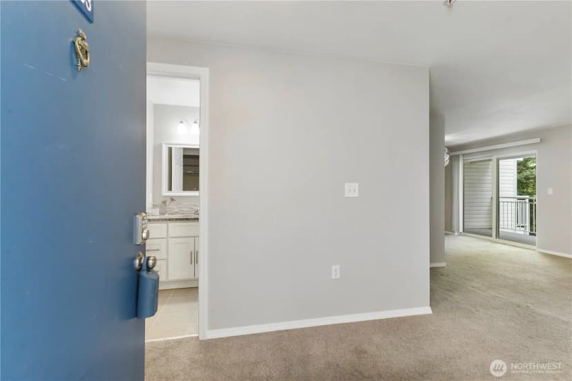 Property photo for 11002 Se Petrovitsky Road #g203, Renton photo 2
