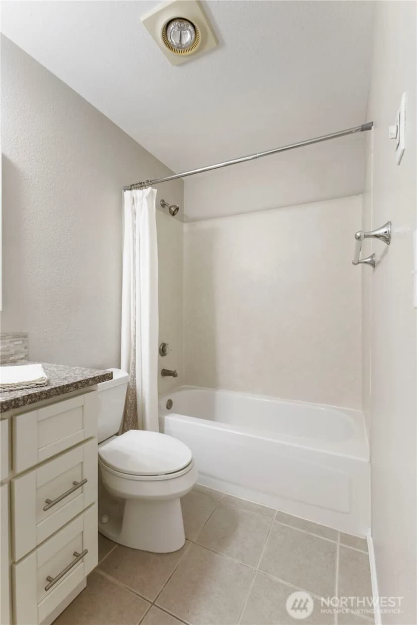 Property photo for 11002 Se Petrovitsky Road #g203, Renton photo 11