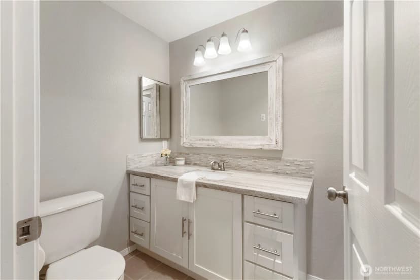 Property photo for 11002 Se Petrovitsky Road #g203, Renton photo 18