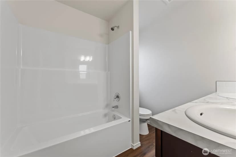 Property photo for 605 Kent Avenue, Royal City photo 21