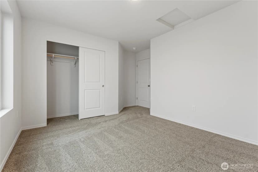 Property photo for 605 Kent Avenue, Royal City photo 24
