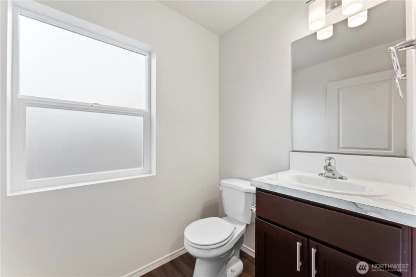 Property photo for 605 Kent Avenue, Royal City photo 25