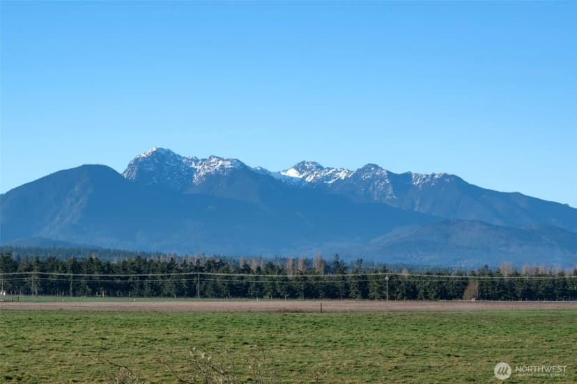 Property photo for 1132 Woodcock Road, Sequim photo 2