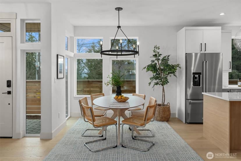Property photo for 1261 Ne 100th Street, Seattle photo 15