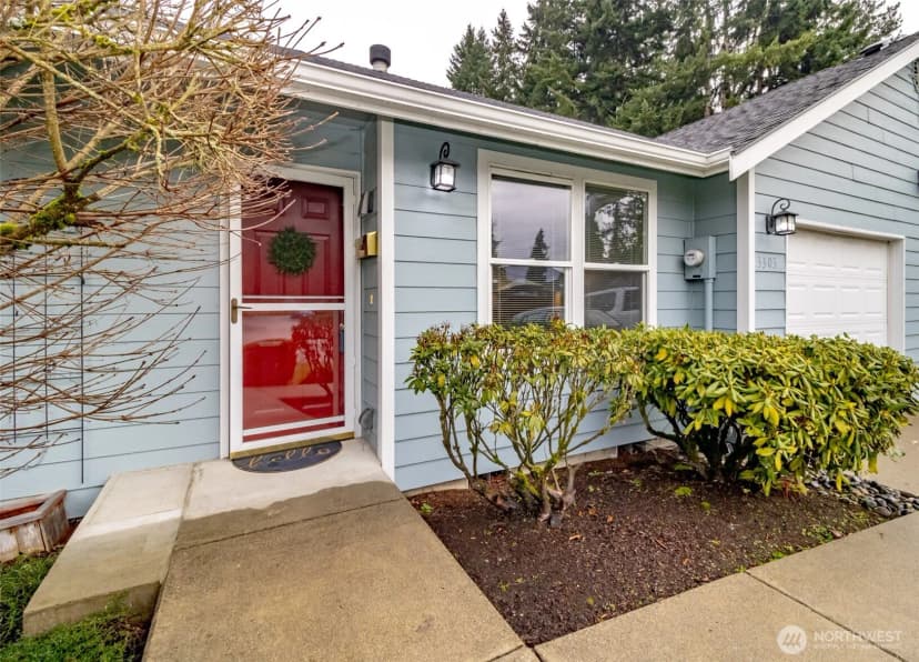 Property photo for 3303 18th Street Pl Sw, Puyallup photo 2