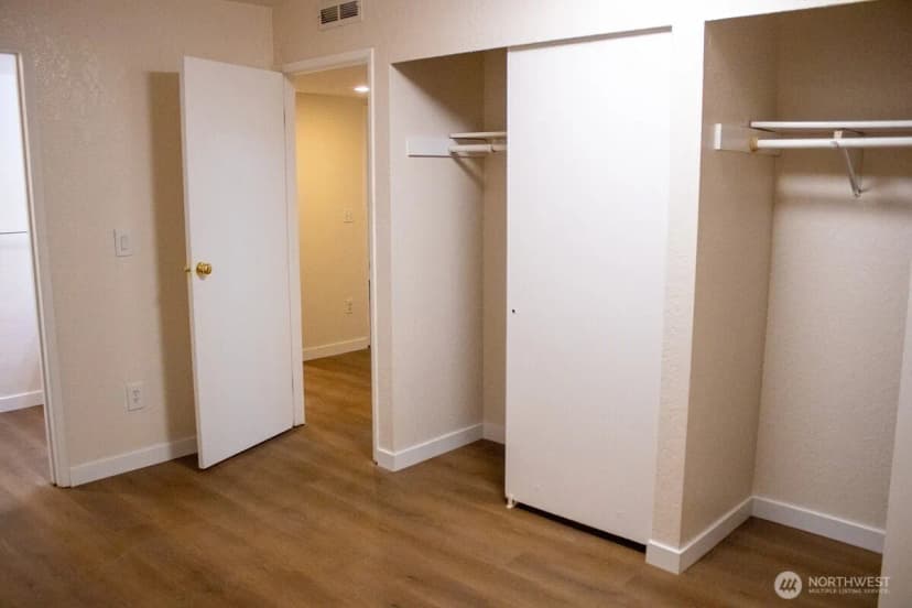 Property photo for 23411 102nd Avenue Se #e107, Kent photo 29