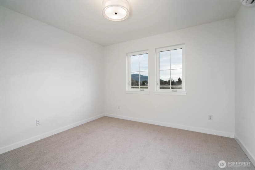 Property photo for 624 Legacy Way, Sedro Woolley photo 35