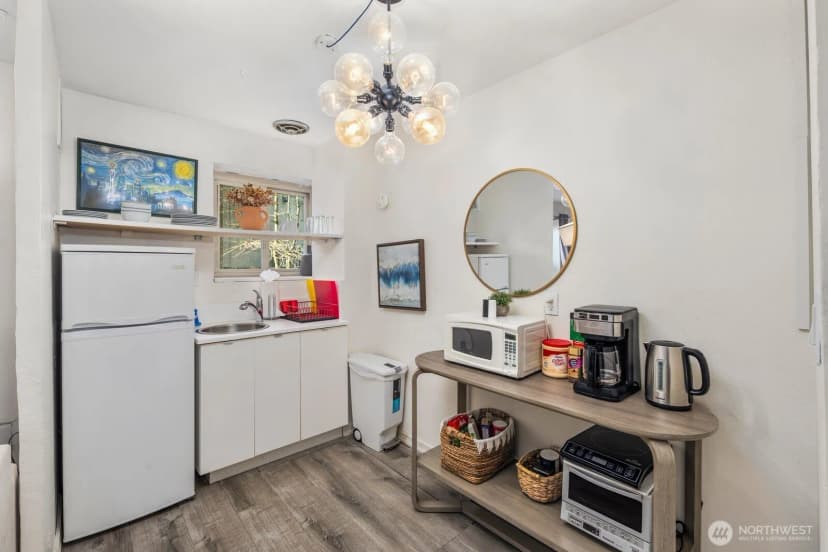 Property photo for 1400 Hubbell Place #409, Seattle photo 11