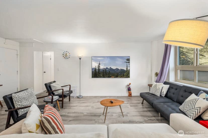 Property photo for 1400 Hubbell Place #409, Seattle photo 6