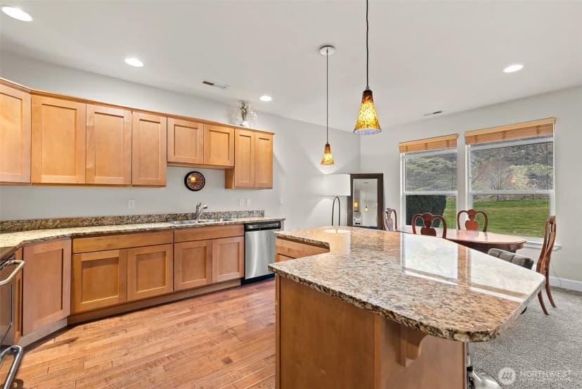 Property photo for 9270 Canyon Drive Nw #c16, Quincy photo 21