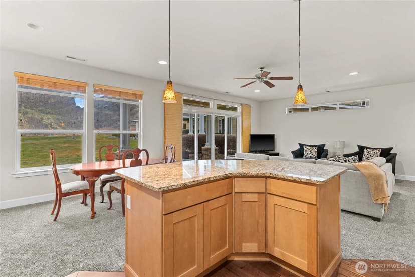 Property photo for 9270 Canyon Drive Nw #c16, Quincy photo 24