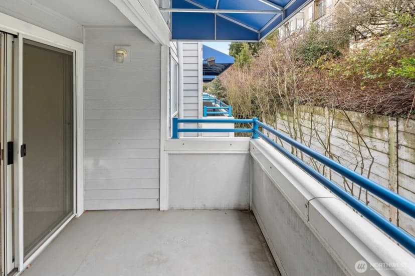Property photo for 2244 13th Avenue W #407, Seattle photo 16