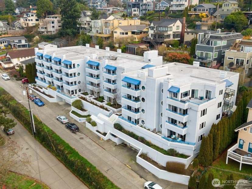 Property photo for 2244 13th Avenue W #407, Seattle photo 29