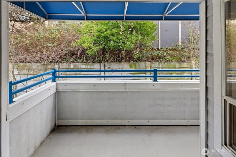 Property photo for 2244 13th Avenue W #407, Seattle photo 17
