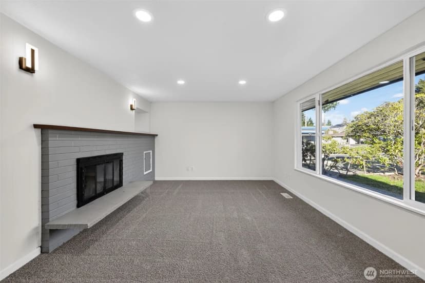 Property photo for 17843 110th Avenue Se, Renton photo 16