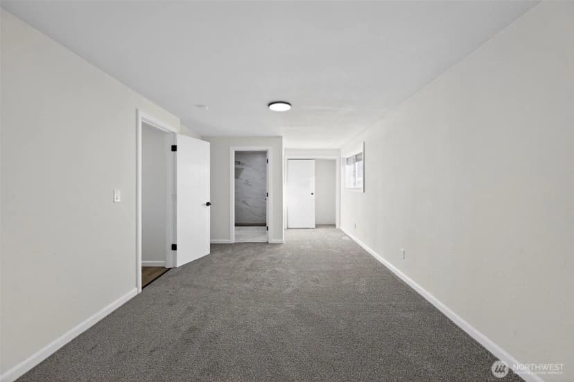 Property photo for 17843 110th Avenue Se, Renton photo 19