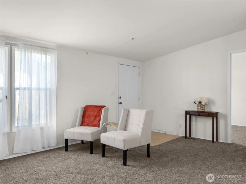Property photo for 208 Ne 2nd Street, Long Beach photo 8