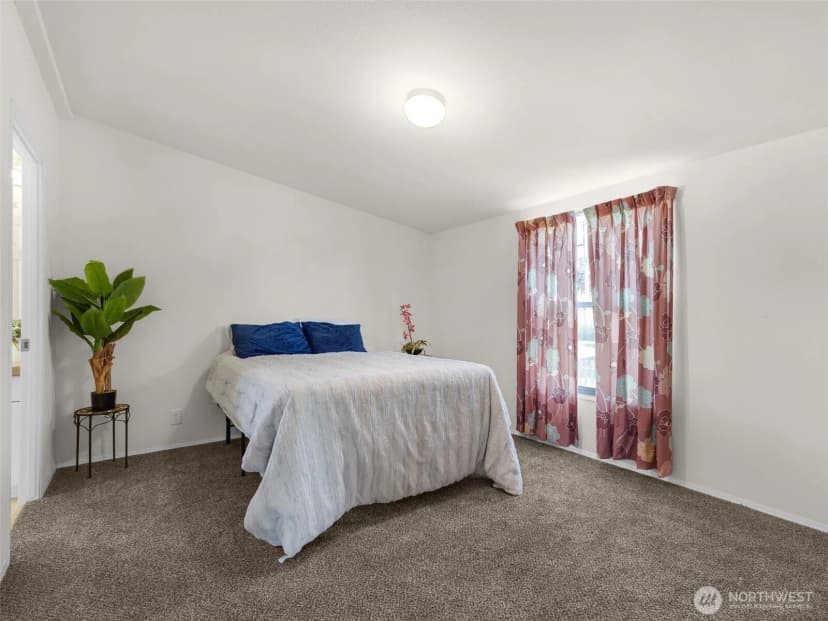 Property photo for 208 Ne 2nd Street, Long Beach photo 17