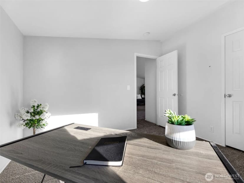 Property photo for 208 Ne 2nd Street, Long Beach photo 24