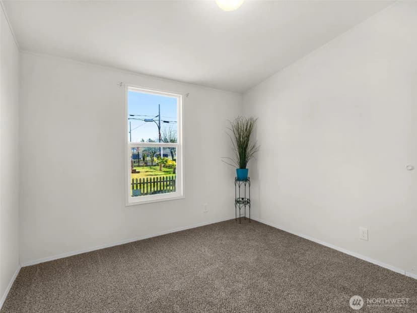 Property photo for 208 Ne 2nd Street, Long Beach photo 26