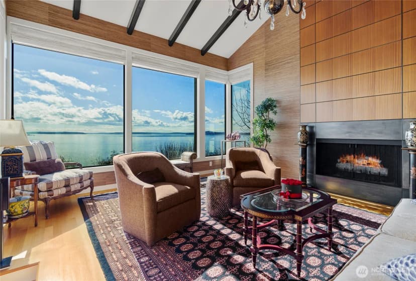 Property photo for 1640 Magnolia Boulevard W, Seattle photo 3