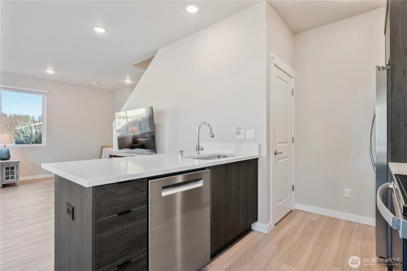 Property photo for 109 Hill Drive, Cathlamet photo 15