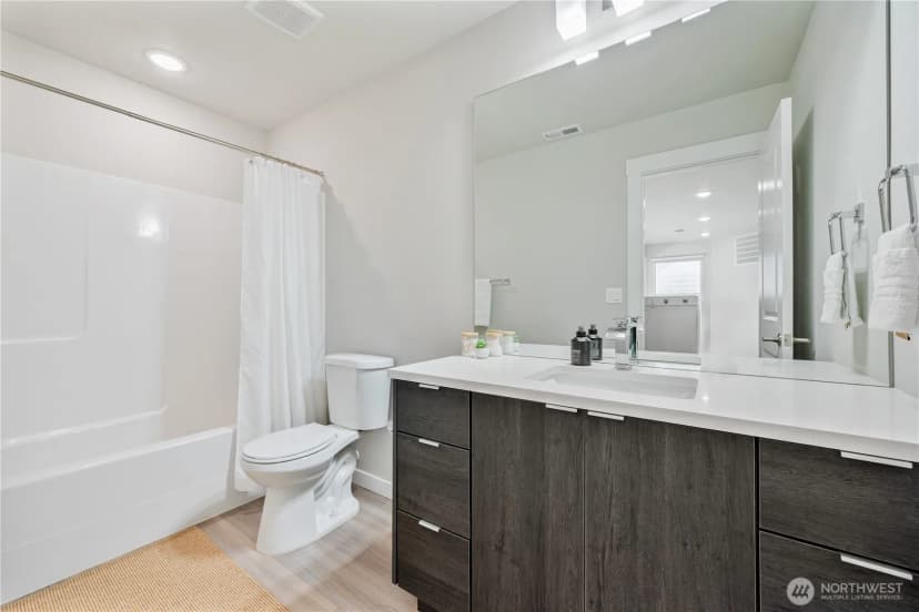 Property photo for 109 Hill Drive, Cathlamet photo 23