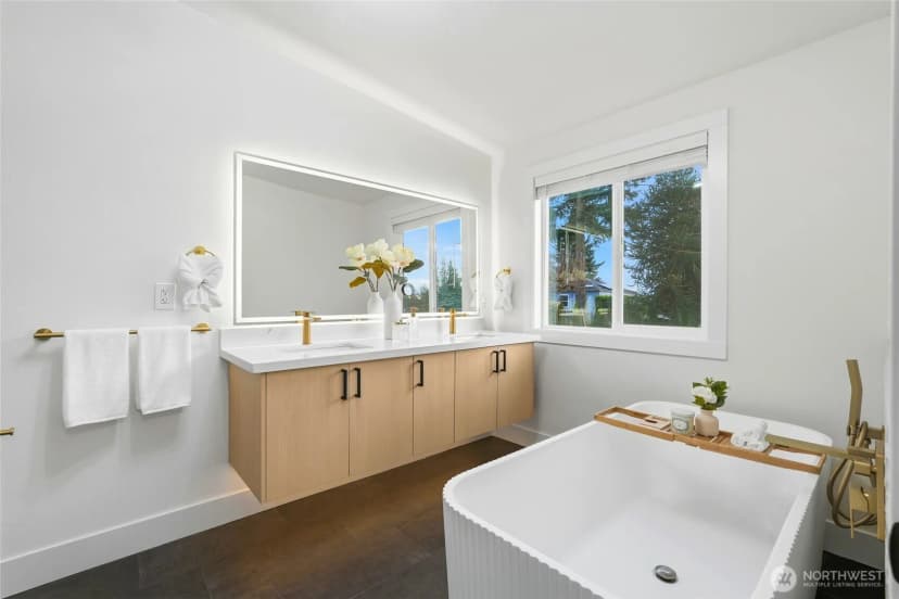 Property photo for 12832 84th Avenue S, Renton photo 24